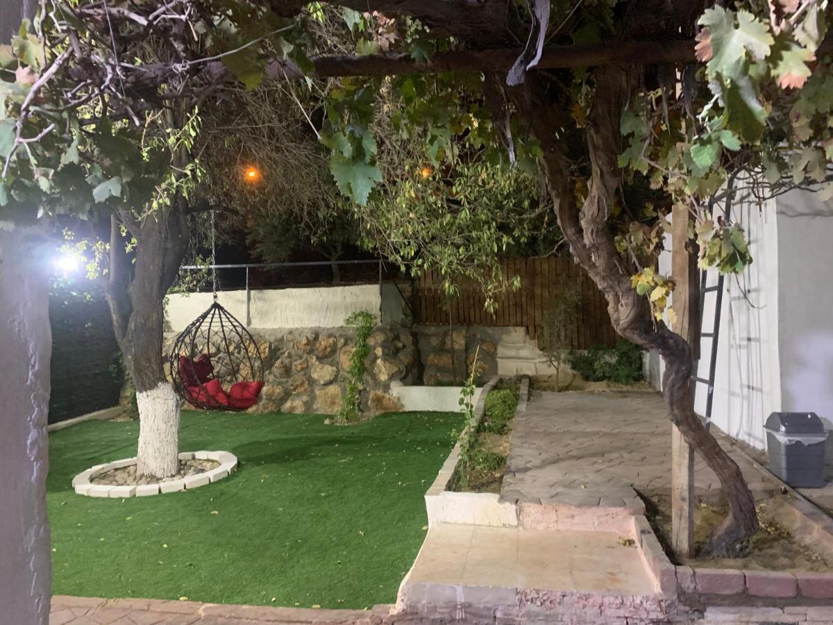 Tayoon Host Apartment Jarash Exterior foto